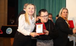 Görevimiz Sandık görkemli gala yaptı