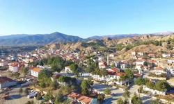 Eskişehir Sarıcakaya ilçesi nüfusu ve yüzölçümü nedir?