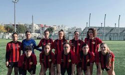 Eskişehirspor Kadın Futbol Takımı sahada pes etmedi