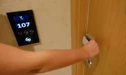 Yangına dayanıklı kartlı kilitlere standart getirildi