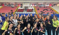 Yıldızlar sahnede yerini aldı