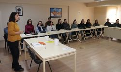 Gençlere çeşitli konularda atölyeler düzenlendi