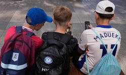 16 yaş altı çocuklara sosyal medya yasağı geldi