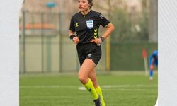 Kadın hakemlerden tarihi başarı