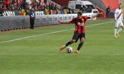 Akman attı attırdı