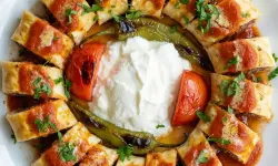 Hâlâ Denemeyen Kaldı mı? Lokanta Usulü Beyti Kebabı Artık Sizin Mutfağınızda!