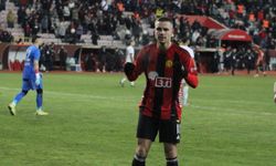 Üç dakikada iki gol Batuhan’dan geldi