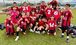 Eskişehirspor U14 ve U15 takımları Kütahyaspor karşısında sahaya çıkıyor