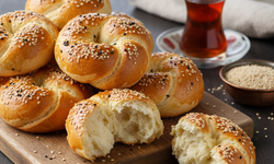 Asla bayatlamayan pastane usulü poğaça nasıl yapılır?