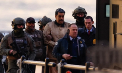 Maduro hakim karşısında: “Kendimi savaş esiri olarak görüyorum”