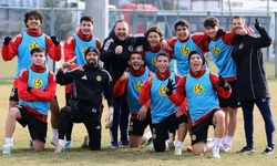 Kırmızı Şimşekler derbiye kilitlendi