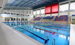 Anadolu Üniversitesi yüzme kursuna yoğun talep