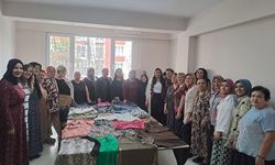 Odunpazarı Halk Merkezi kursiyerleri defileyle yeteneklerini sergiledi