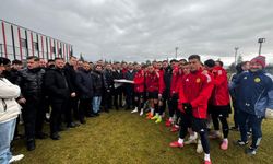 ETB'den Futbolculara "Biz Buradayız" Mesajı!