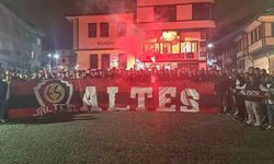 Altes Tribününde "Gönül Köprüsü": Eskişehir’de İhtiyaç Sahiplerine Ramazan Yardımı!