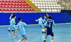 Eskişehir’de okul sporlarında basketbol ve hentbol heyecanı başladı