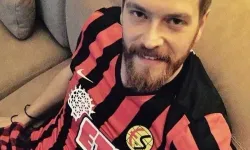 Oyuncu Engin Öztürk’ten Eskişehirspor taraftarına bilet desteği