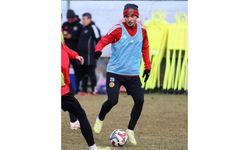 Eskişehirspor, Uşak deplasmanında zirve takibini sürdürüyor