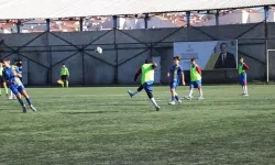 Eskişehir’de Kupa Heyecanı Başladı: Küçük Kramponlar Sahaya İndi!