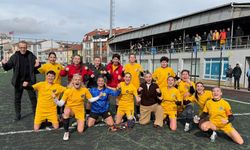 Dişi Şimşekler evinde kazandı