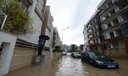 Antalya Sele Teslim: 6 İlçede Felaketin İzleri, Binlerce Dönüm Su Altında!