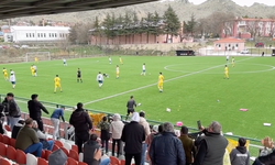 Sahaya atılan oyuncaklar yürekleri ısıttı