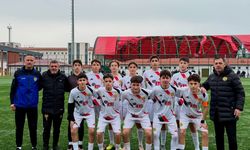 Genç Şimşekler’den bir galibiyet bir beraberlik