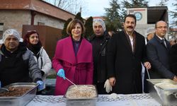 Eskişehir’de Ramazan Bereketi Başladı: Ayşe Ünlüce İlk İftarı Seyitgazi’de Açtı!