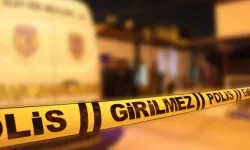 16 Yaşındaki Kız, Uyuyan Annesini Bıçaklayarak Öldürdü!