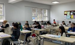 Eskişehir’de Kitap Kurdu Heyecanı: Binlerce Ortaokullu Ter Döktü!