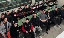 Farklı renkler aynı sofrada buluştu