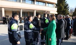 Başkan Ayşe Ünlüce'den Belediye Emekçilerine Bayram Jesti!