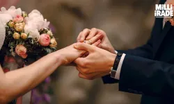 Eskişehirli Gençler "Önce Kariyer" mi Diyor? Evlenme Yaşında Ülke Ortalaması Belli Oldu!