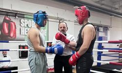 Eskişehir’de genç boksörler ringe çıkıyor