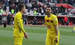 Kırmızı kart sonrası Deniz yeniden sahnede