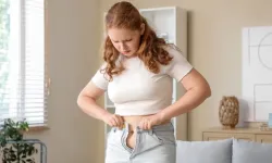 Fazla Kilolu Her 10 Kişinin 7'sinde Karaciğer Yağlanması Var