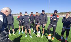 Bozanspor Sezonu Onurlu Mücadeleyle Tamamlayacak