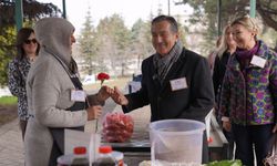 Başkan Ataç üretici kadınların kadınlar gününü kutladı