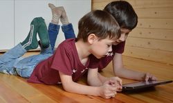 Meclisten Geçiyor: 15 Yaş Altına Sosyal Medya Yasaklanıyor!