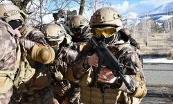 Eskişehir 71 Evler’de Silahlı Dehşet! Özel Harekat Timleri Kapıyı Kırıp İçeri Girdi