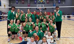 Peyman’ın kızları voleybolda çifte galibiyet