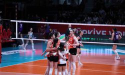 Eczacıbaşı Devler Ligi Biletini Cebine Koydu: Play-Off Serisinde Zafer Turuncu-Beyazlıların!