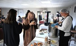 Eskişehir’de Sınav Haftası Klasiği: Anadolu Kafe’de Ücretsiz İkramlar Başladı