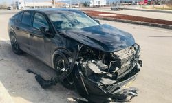 Afyonkarahisar’da Trafik Kazası: Otomobil 150 Metre Sürüklendi