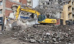 Eskişehir’de Yıkım Değil Kıyım! Esnafın Ekmek Teknesi Enkaz Altında Kaldı