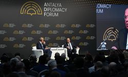 Lavrov: "Bu Savaş Batı'nın Ukrayna Eliyle Yürüttüğü Bir Mücadeledir"
