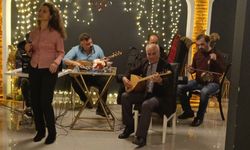 Eskişehir’de Zeybek Rüzgarı: Kadın Zeybeklerin ‘Meşk Gecesi’ Büyüledi