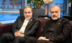 Arakçi Rusya'da: Putin ile kritik görüşme St. Petersburg'da