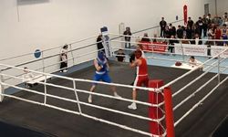 Genç boksörler sahne aldı!