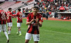 Es-Es sezonu galibiyetle kapattı